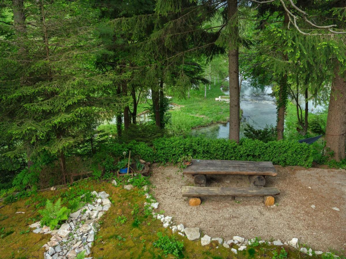Yeti Cabin Plitvica selo Exterior photo